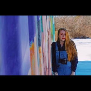 Meet your Posher, Emily